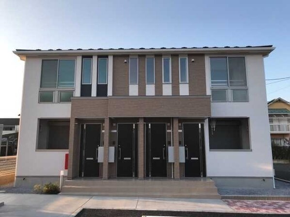 カリーノ花の物件外観写真